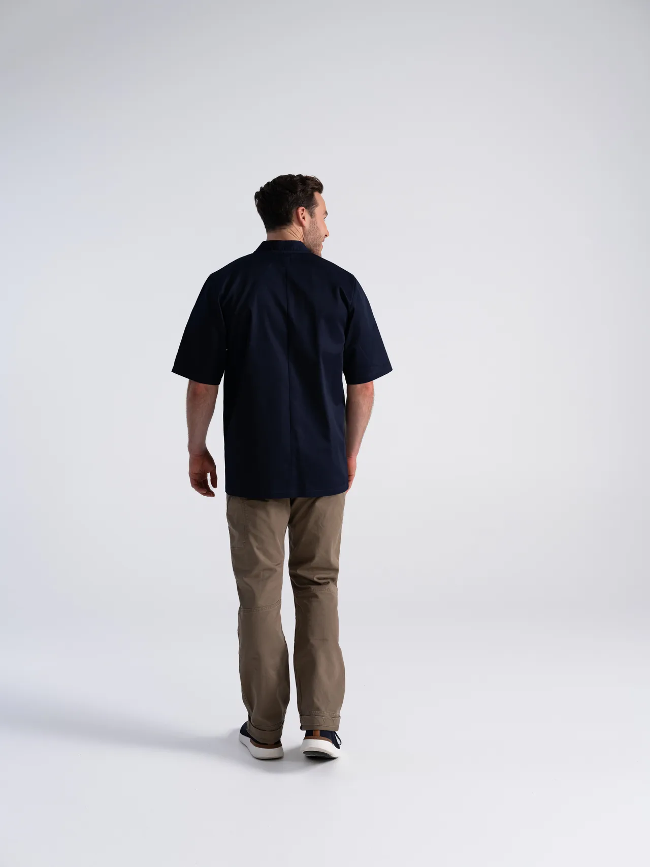 Chef Works PCSS-NAV-XS - Navy Unisex Chef Coat, Short Sleeves, Poly/Cotton, XS - 1/Box