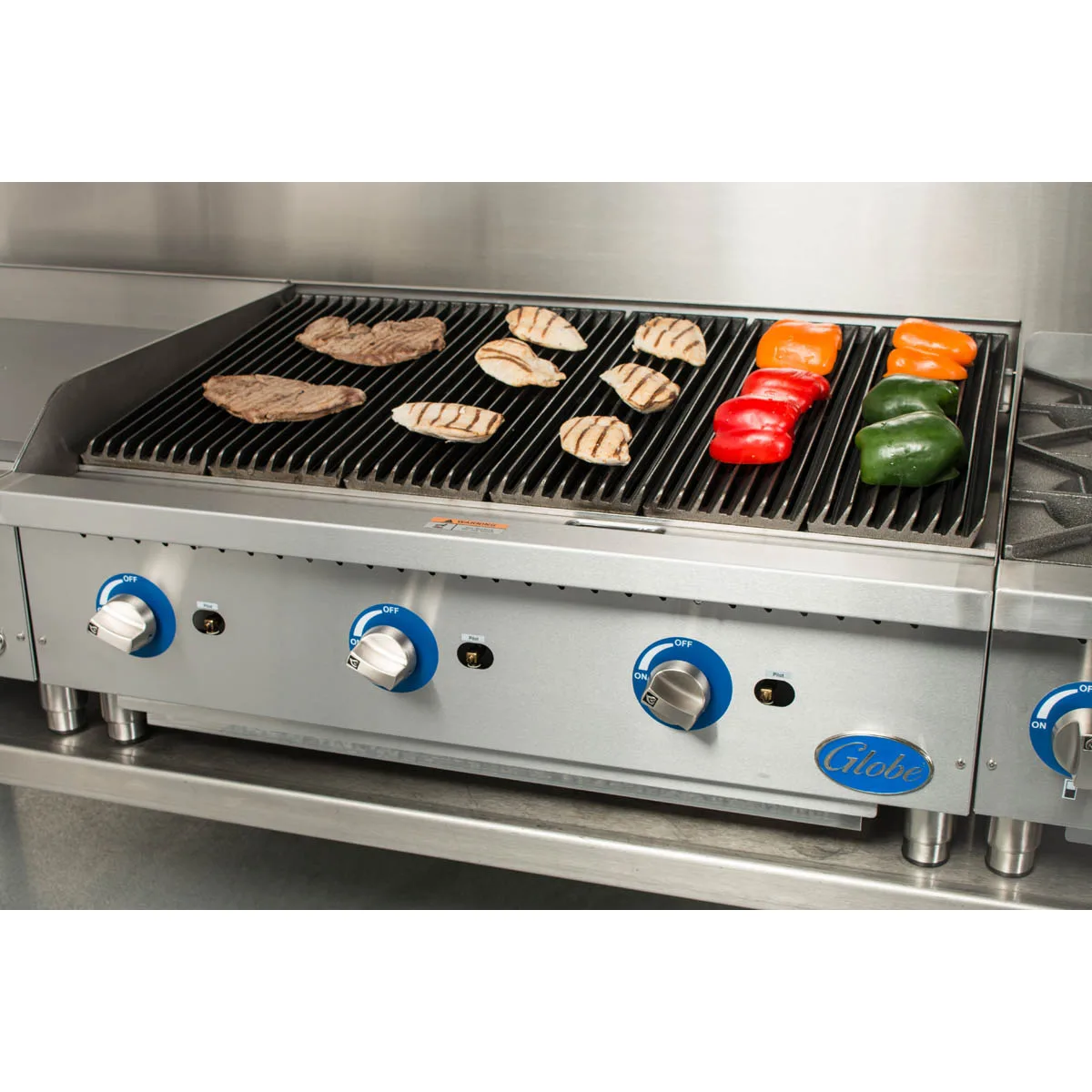 Globe GCB36G-SR 36" Countertop Gas Charbroiler w/ Stainless Steel Radiant, (3) Burners, 120.000 BTU