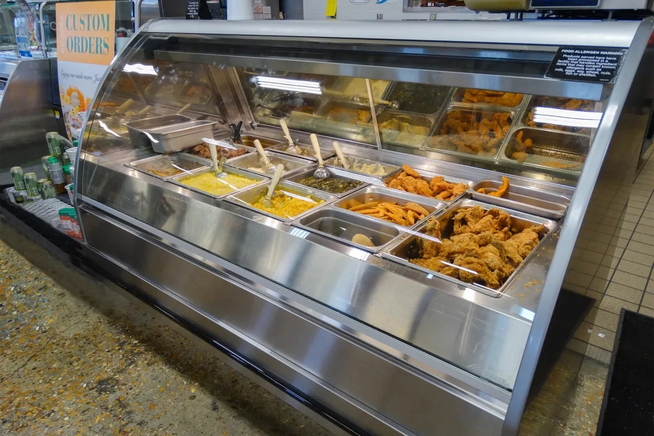 Structural Concepts GMS6H Fusion® Heated Display Case