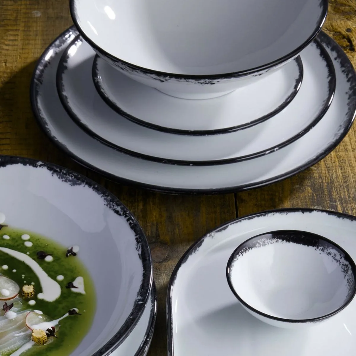 GET PA1007711712 7" RoundCoupe Porcelain Plate ScrRes Microwave Dishwasher/OvenSafe380F - Dozen