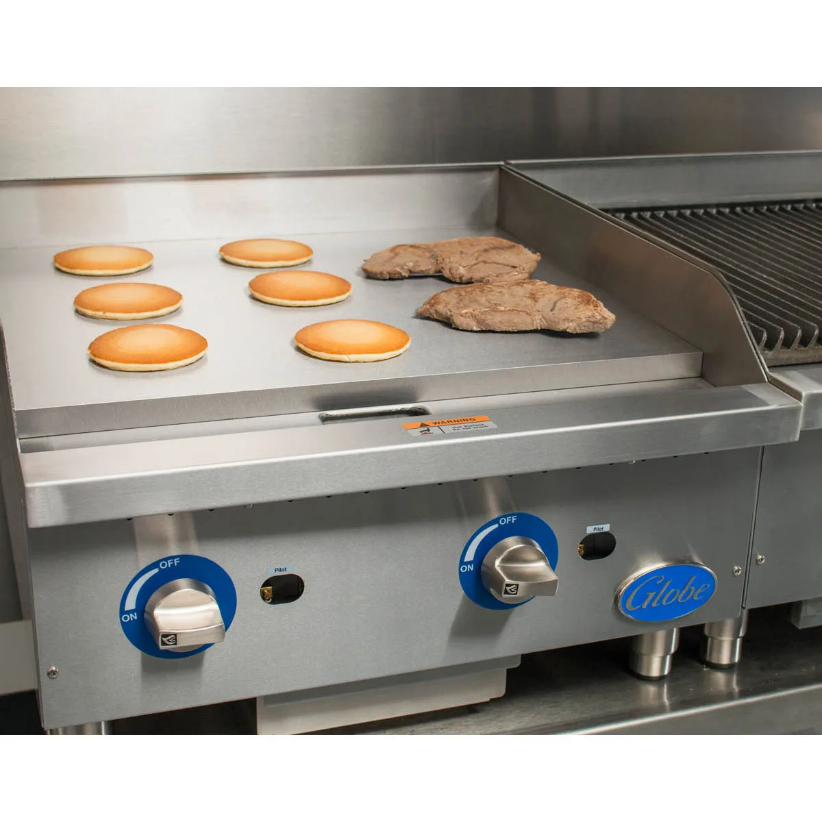 Globe GG24G 24" Countertop Gas Griddle, Manual Controls, 1" Steel Plate, 60.000 BTU