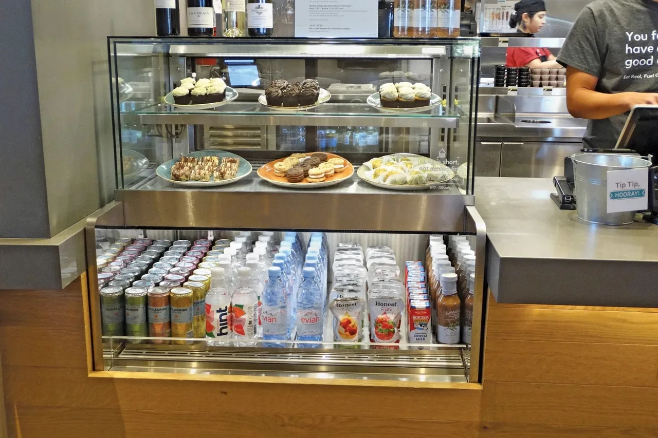 Structural Concepts NR4851RRSSV 48" Reveal Dual Service Dry / Refrigerated Bakery Case