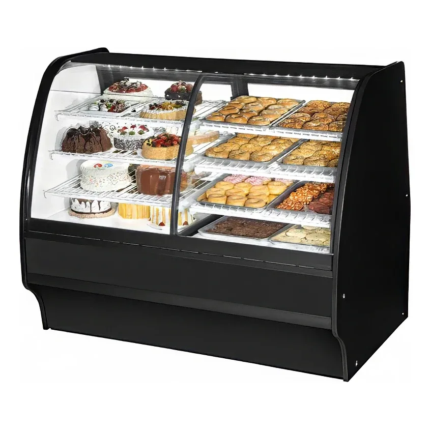 True TGM-DZ-59-SC/SC-B-W 59 1/4″ Full Service Dual Zone Bakery Case w/ Curved Glass – (4) Levels, 115v