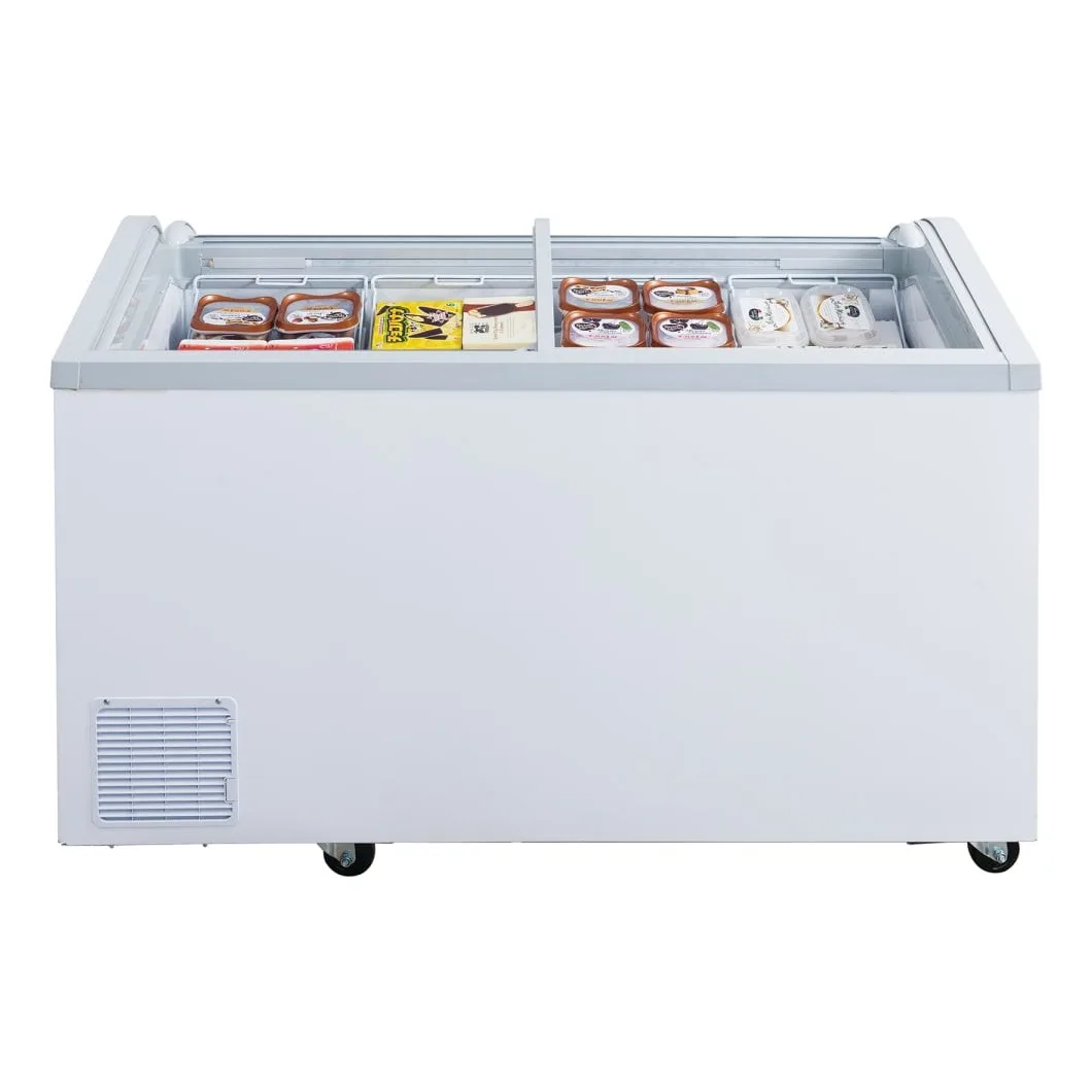 Dukers WD-700Y 79 3/8" Mobile Chest Freezer w/ (6) Baskets - White, 115v