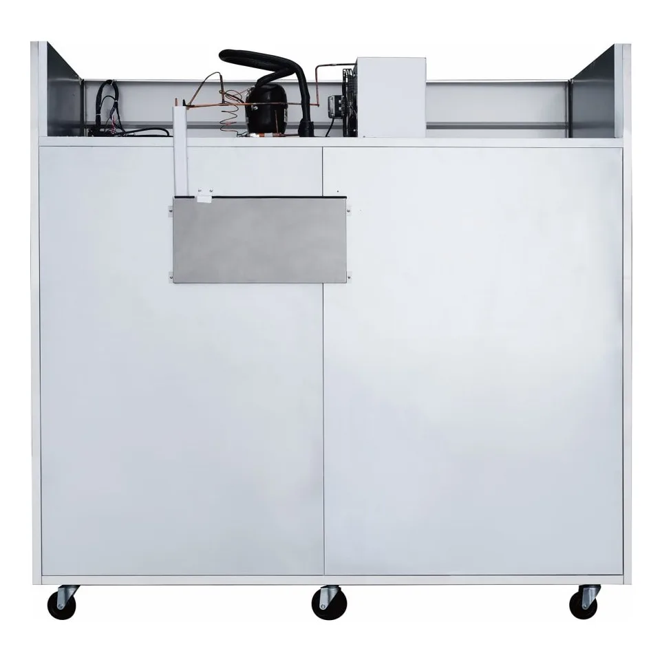 Dukers D83AF 82 5/8" Three Section Reach In Freezer, (3) Left/Right Hinge Solid Doors, 115v
