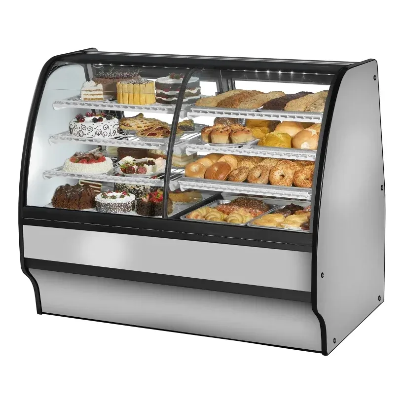 True TGM-DZ-48-SC/SC-S-W 48 1/4″ Full Service Dual Zone Bakery Case w/ Curved Glass – (4) Levels, 115v