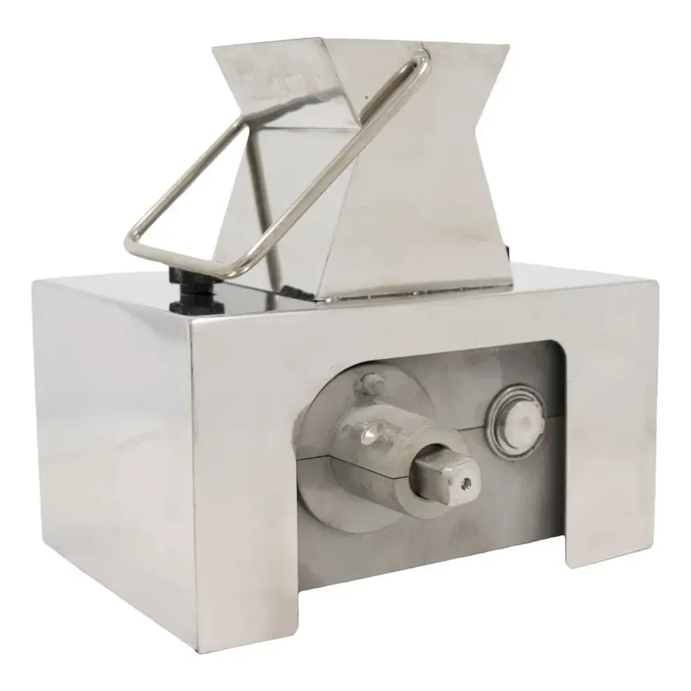 American Eagle AE-MC12NH-3/16 Meat Cutter Attachment Head, produces 3/16″ strips 2